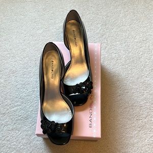 Bandolino black patent leather dress shoes